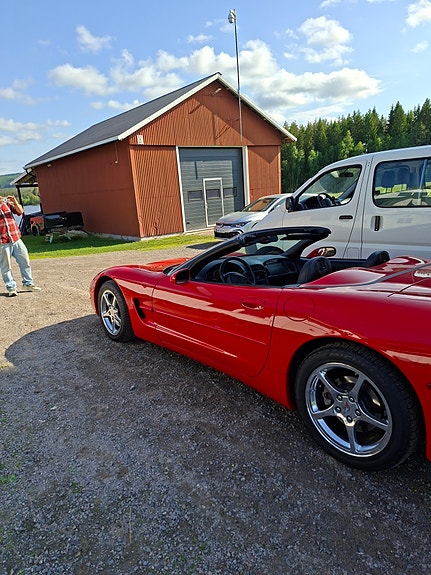 Chevrolet Corvette 5 of 5