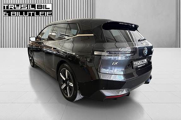BMW iX 5 of 5