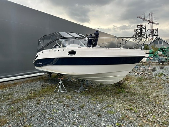 Oceanmaster 670 Cabin 14 of 30