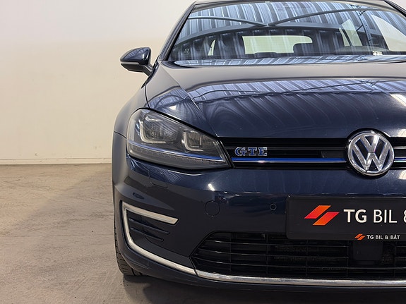 Volkswagen Golf VII 4 of 5