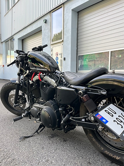 Harley-Davidson XL 1200X Forty-Eight 4 of 5