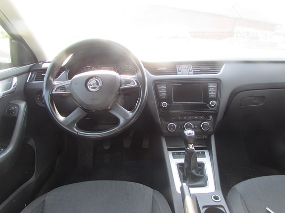 Skoda Octavia 5 of 5