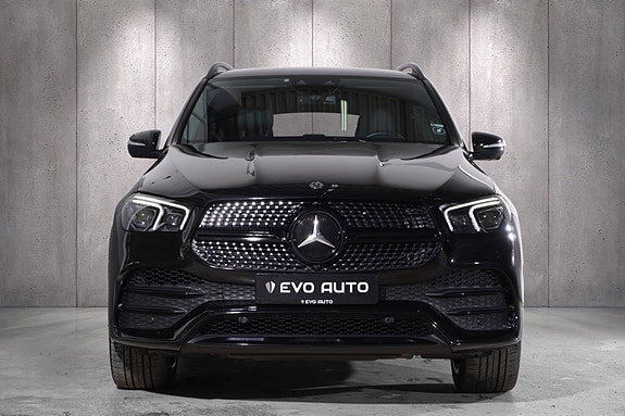 Mercedes-Benz GLE400 d 2 of 5