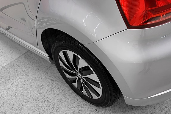 Volkswagen Polo 8 of 13