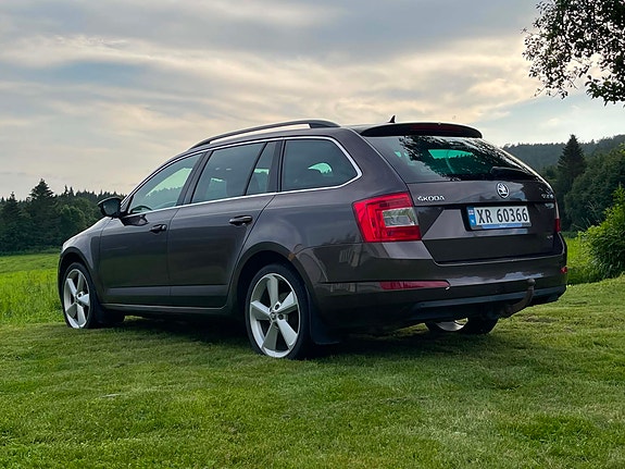 Skoda Octavia 5 of 5