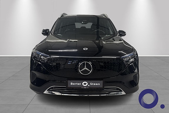 Mercedes-Benz EQB300 2 of 5