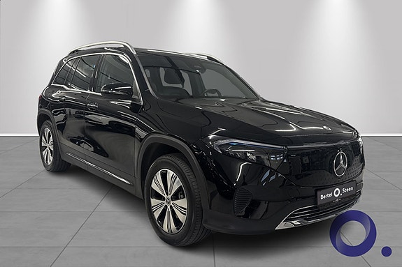 Mercedes-Benz EQB300 3 of 5