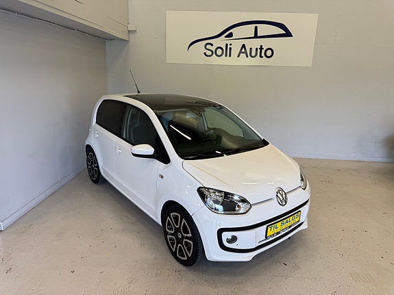 Volkswagen UP! 2 of 5