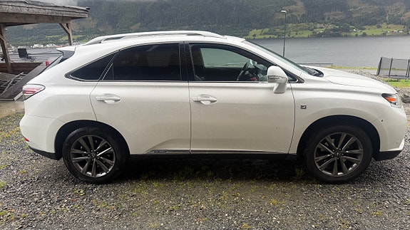 Lexus RX450h 6 of 27
