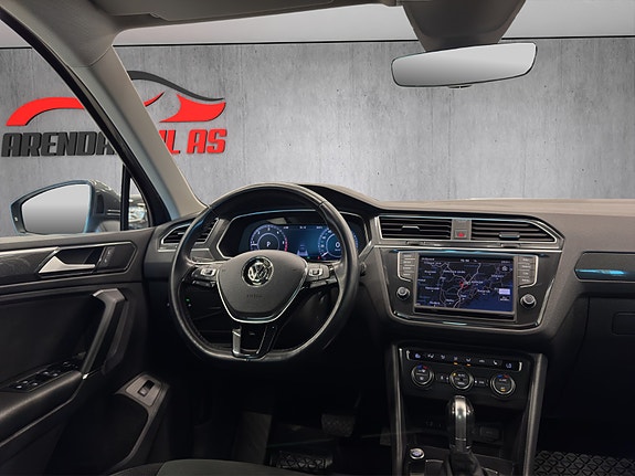 Volkswagen Tiguan 11 of 30