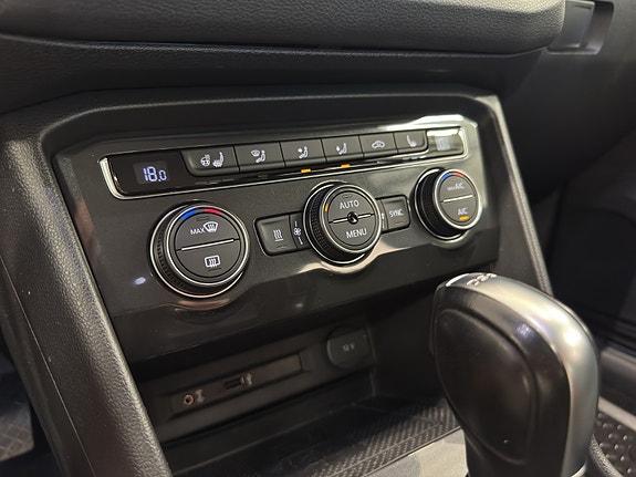 Volkswagen Tiguan 17 of 30