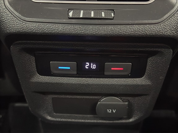 Volkswagen Tiguan 18 of 30