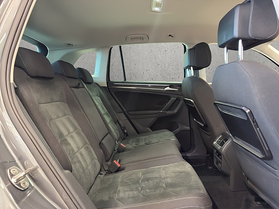 Volkswagen Tiguan 10 of 30