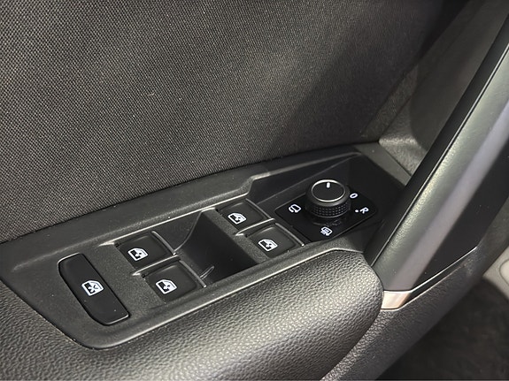 Volkswagen Tiguan 22 of 30