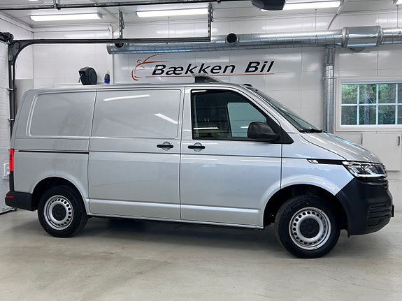 Volkswagen Transporter 4 of 5