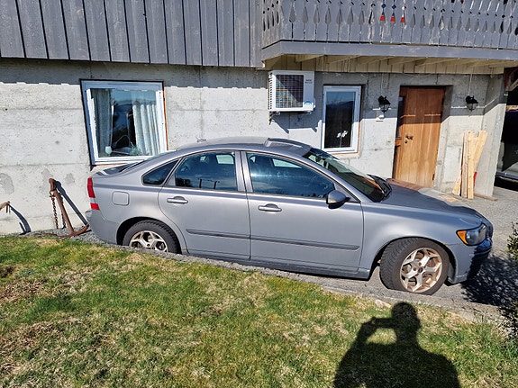 Volvo S40 3 of 5
