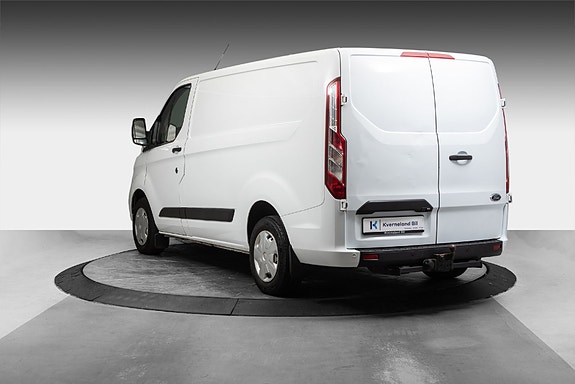 Ford Transit Custom 3 of 5