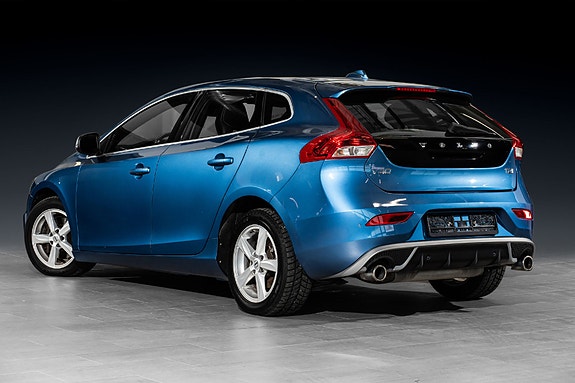 Volvo V40 5 of 5