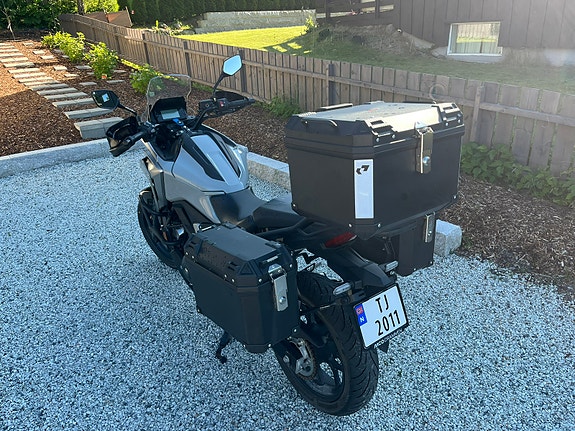Honda NC 750X 4 of 8