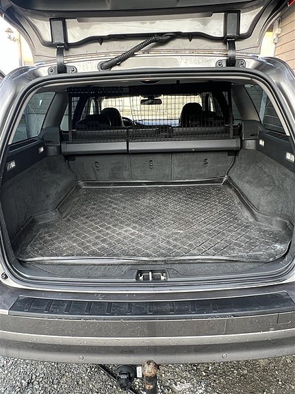 Volvo V70 9 of 16