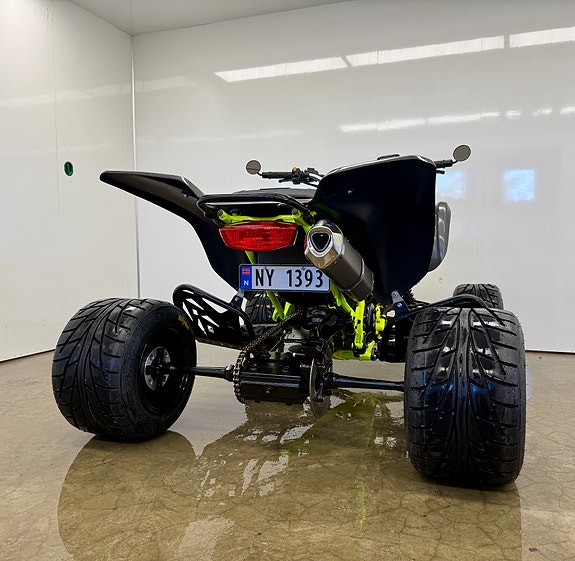 Suzuki LTZ 400 10 of 28