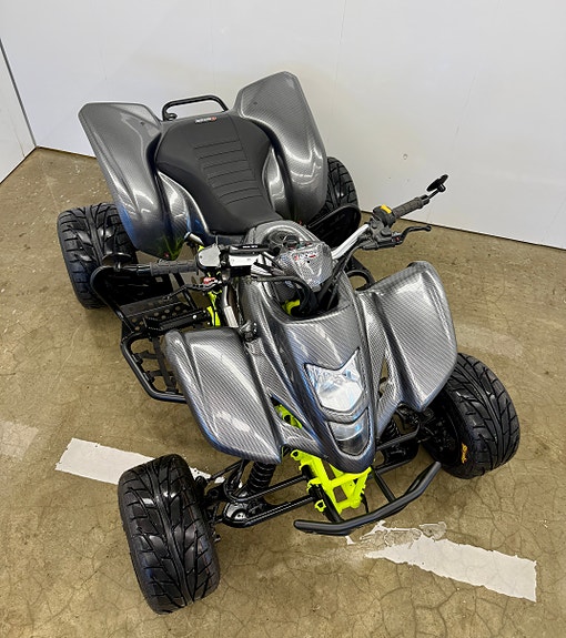Suzuki LTZ 400 20 of 28