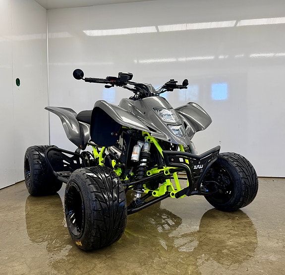 Suzuki LTZ 400 19 of 28