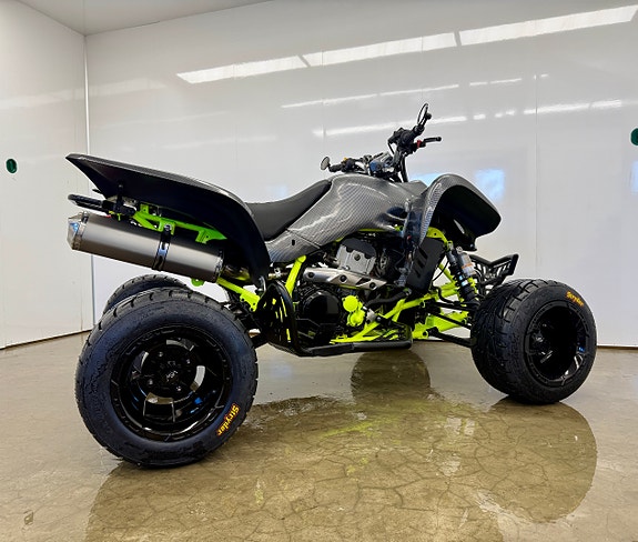 Suzuki LTZ 400 14 of 28