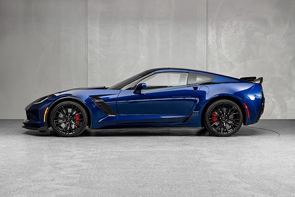 Chevrolet Corvette 6 of 30