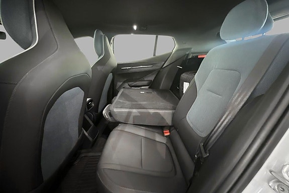 Volvo EX30 19 of 22