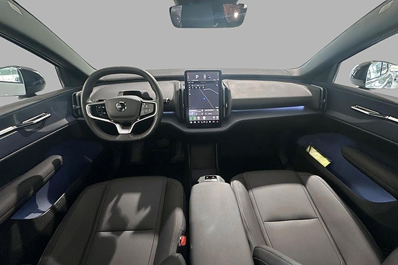 Volvo EX30 17 of 22