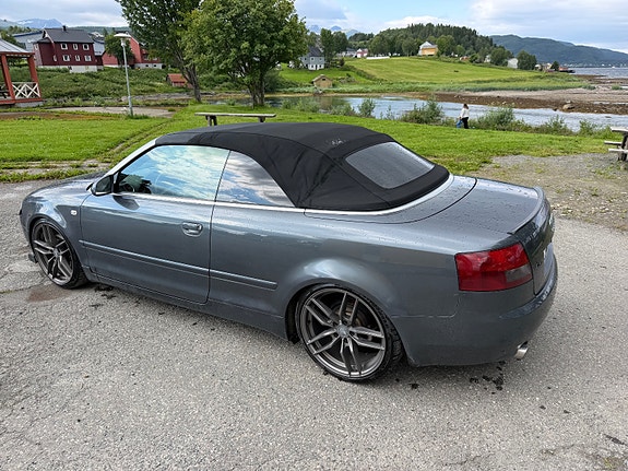 Audi A4 4 of 5