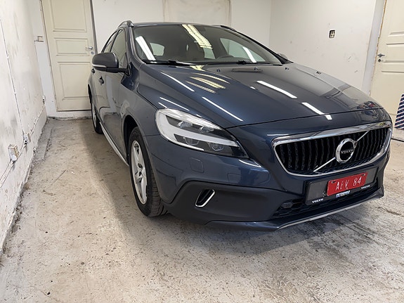 Volvo V40 Cross Country 5 of 5