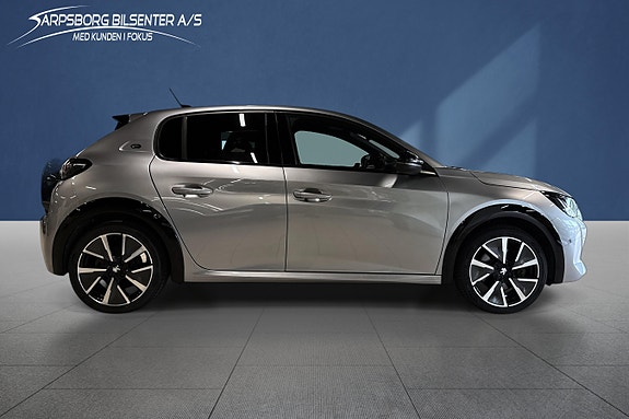 Peugeot 208 4 of 5