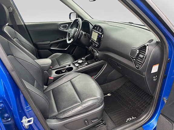 Kia e-Soul 13 of 19