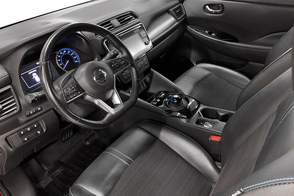 Nissan Leaf 2 of 13