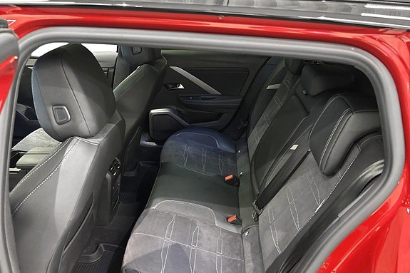 Opel Astra 13 of 26