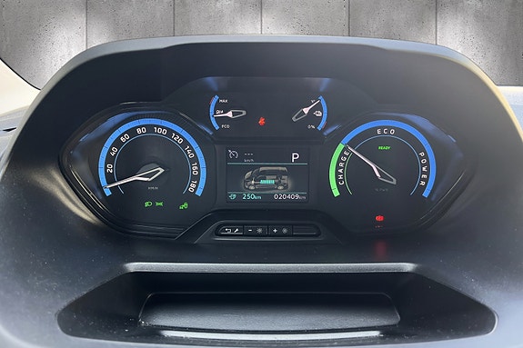 Peugeot Partner 8 of 13