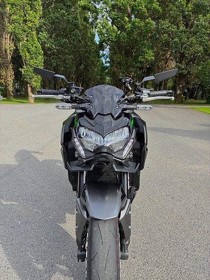 Kawasaki Z 900 8 of 21