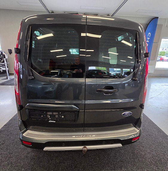 Ford Connect 4 of 5
