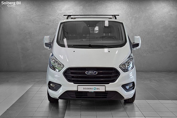 Ford Transit Custom 2 of 5