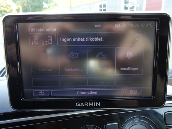 Volkswagen UP! 27 of 30