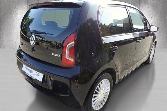 Volkswagen UP! 6 of 30