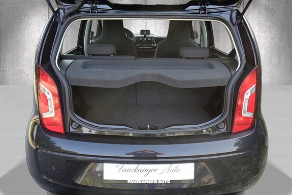 Volkswagen UP! 18 of 30