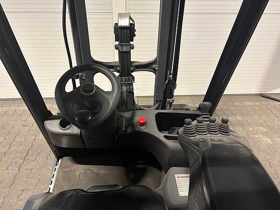 Linde E 12 5 of 5