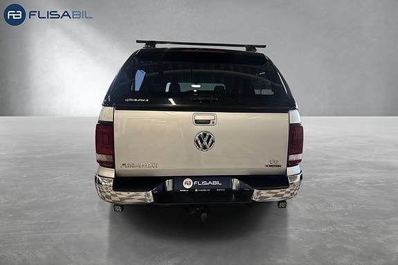 Volkswagen Amarok 5 of 5