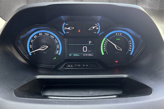 Peugeot Partner 8 of 13