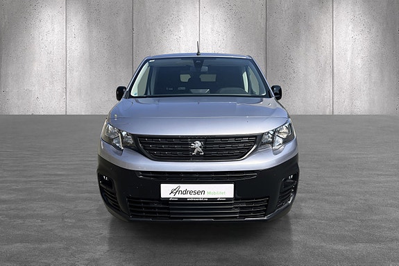 Peugeot Partner 2 of 13