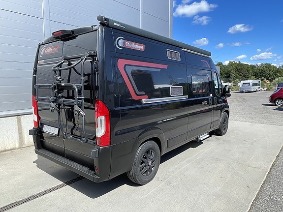 Challenger VANY ELEGANCE V114 MAX – KOMPAKT FAMILIEBOBIL MED 4 SOVEPLASSER! 3 of 5