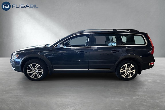 Volvo XC70 3 of 5